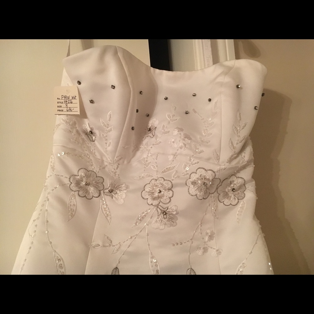 Brand New Wedding Dress
